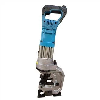 Hydraulický děrovací stroj